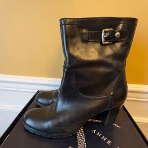 Anne Klein 8.5 Black Heeled Boots